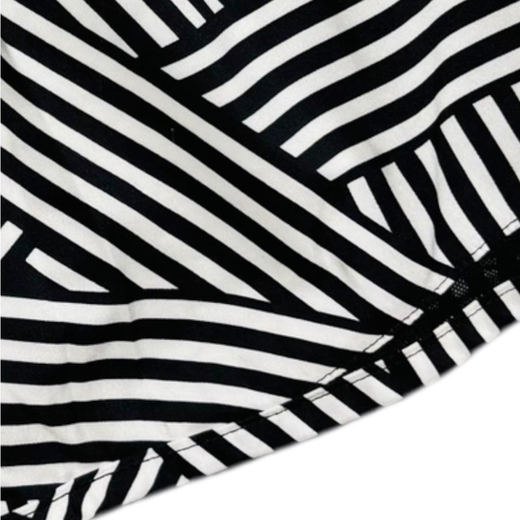 Athletic Works Black and White Patterned Women's Shorts - Picture 9 of 13
